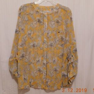 Shear collar-less shirt